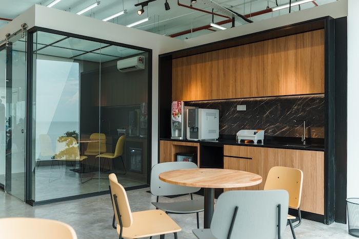 Built-in furniture made to measure for a unique space